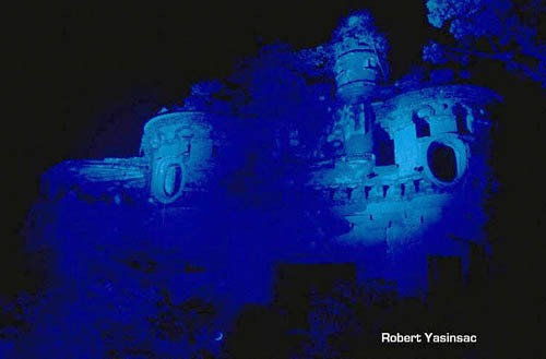 Back to
Bannerman Castle Illumination home page.